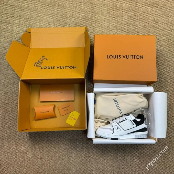 LV 2025 White Black LOUIS VUITTON Trainer
