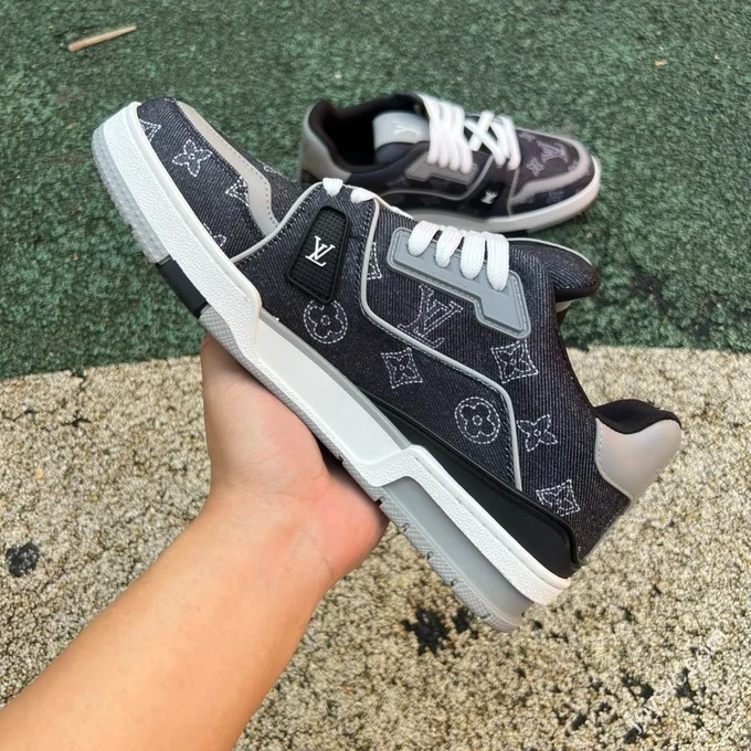 LV Trainer Black Grey LOUIS VUITTON Trainer