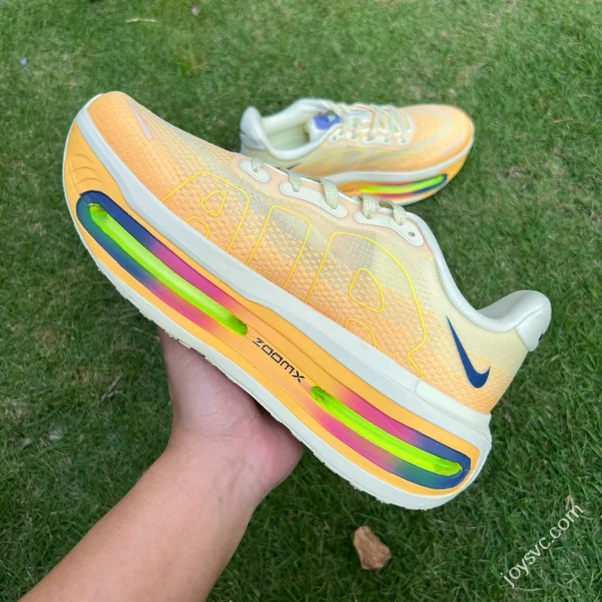 Nike Vomero 19 Marathon Running Shoes Beige Orange HQ2050-401