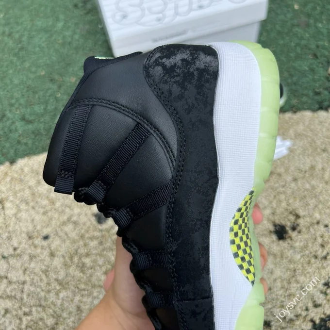 Pure Original AJ11 Luminous Halloween Black White Green Women's IB1378-001