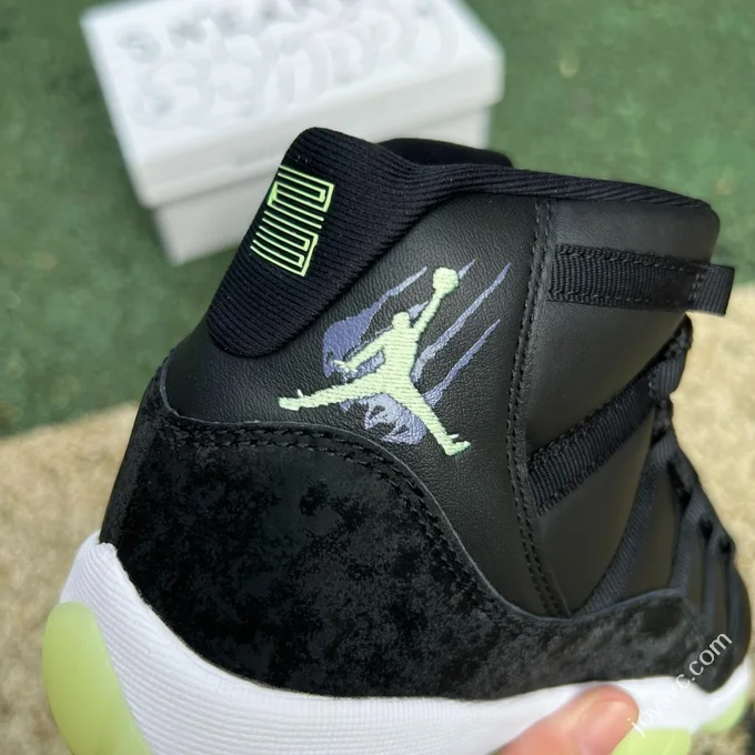 Pure Original AJ11 Luminous Halloween Black White Green Women's IB1378-001