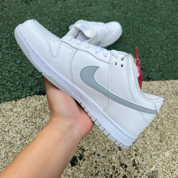 S2 Pure Original Dunk Supreme White Grey HQ8487-100