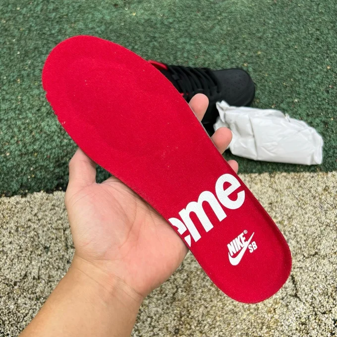 S2 Pure Original Dunk Supreme Black Red HQ8487-001