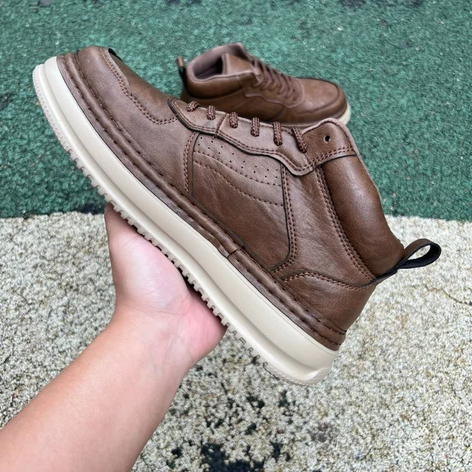 Timberland Mid Top Boots Brown