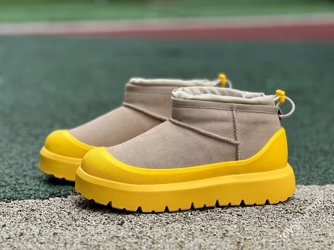 UGG CL Ultra Mini Weather Suede Warm Snow Boots Mid Top (2)