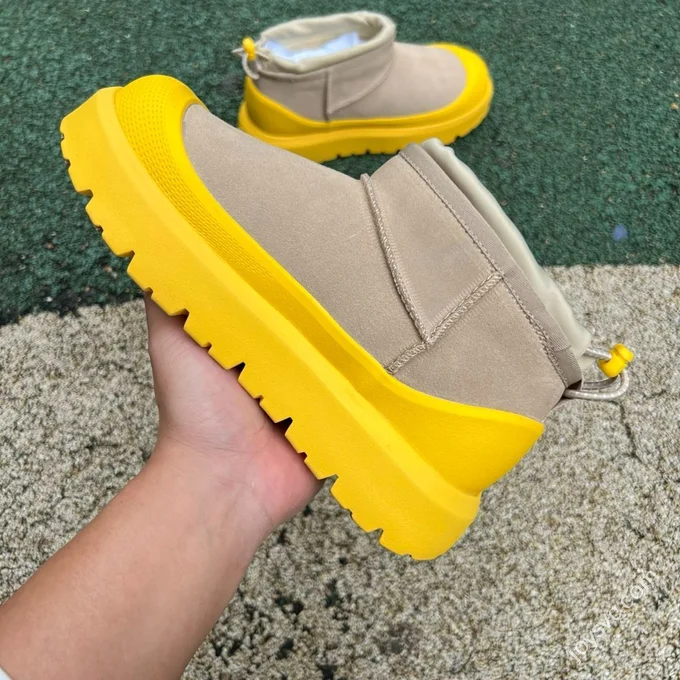 UGG CL Ultra Mini Weather Suede Warm Snow Boots Mid Top (2)