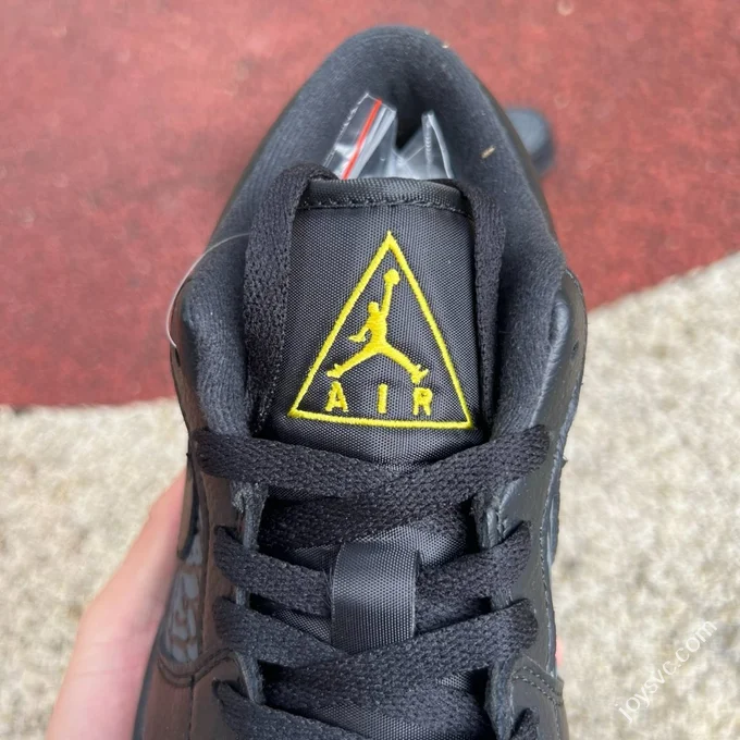 AJ1 Low Black Elephant Print IM6568-010