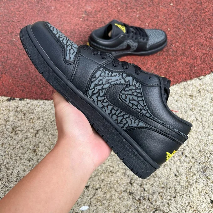 AJ1 Low Black Elephant Print IM6568-010