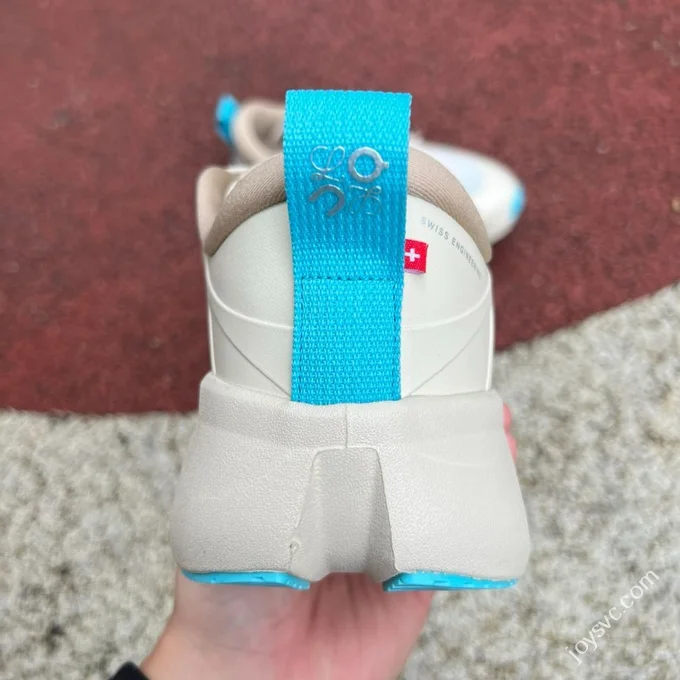 LOEWE x On Cloudsolo Beige