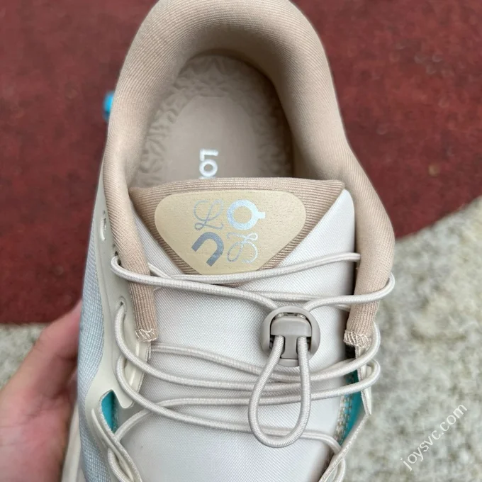 LOEWE x On Cloudsolo Beige