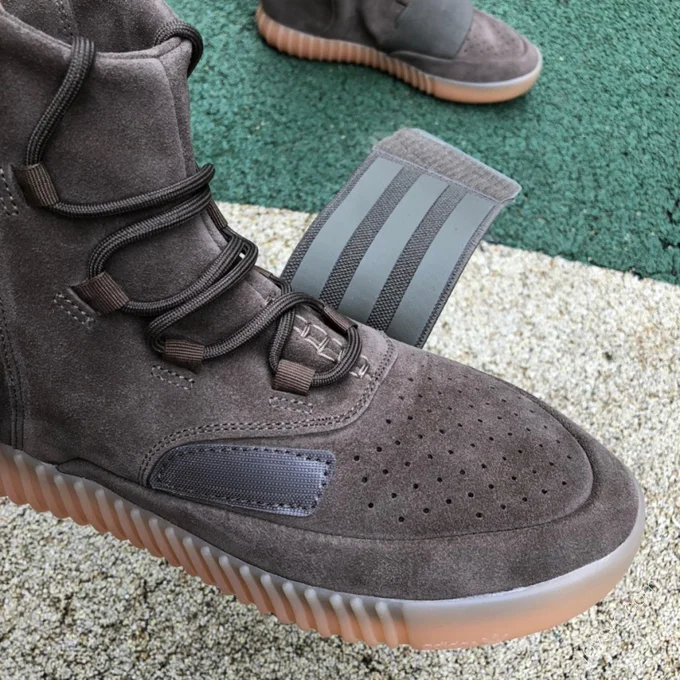 Adidas Yeezy 750 Boost Brown BY2456